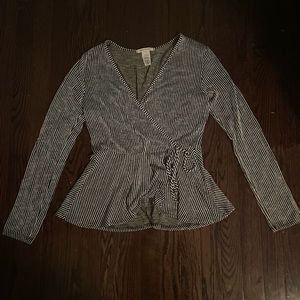 Long Sleeve Cross Over Top